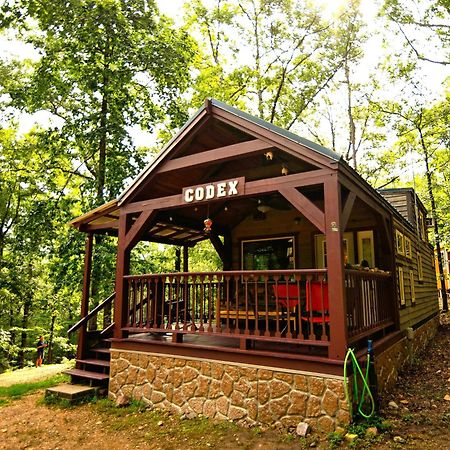 The Codex - Parker Creek Bend Cabins Murfreesboro Dış mekan fotoğraf
