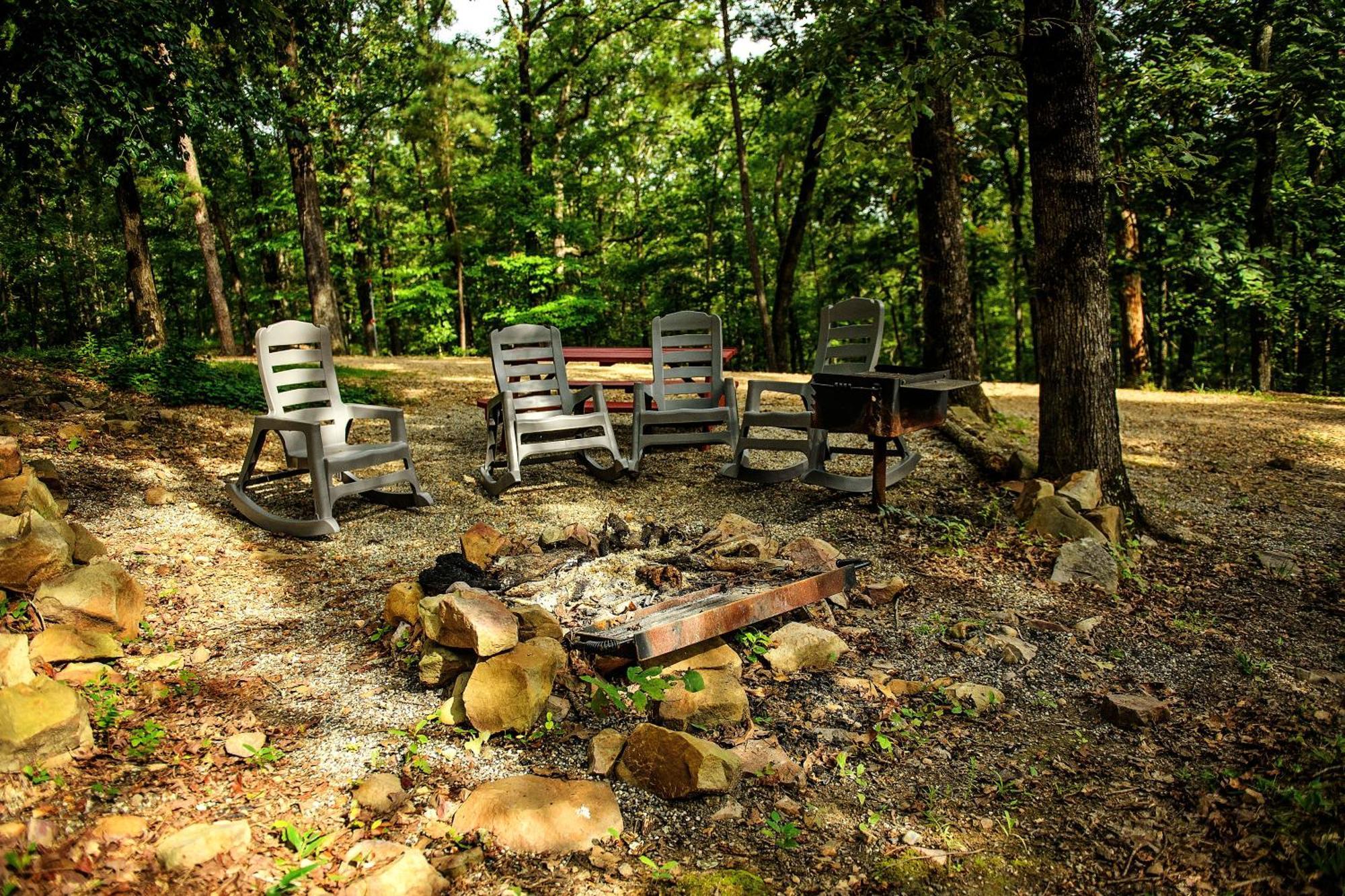 The Codex - Parker Creek Bend Cabins Murfreesboro Dış mekan fotoğraf